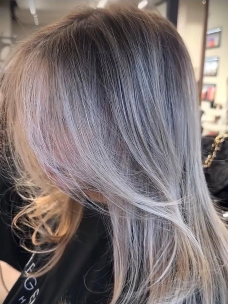 Shadow root with bright face framing, by Hayley