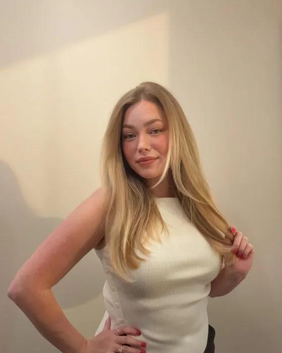 Jeanique, stylist at Blonde Culture Winnipeg