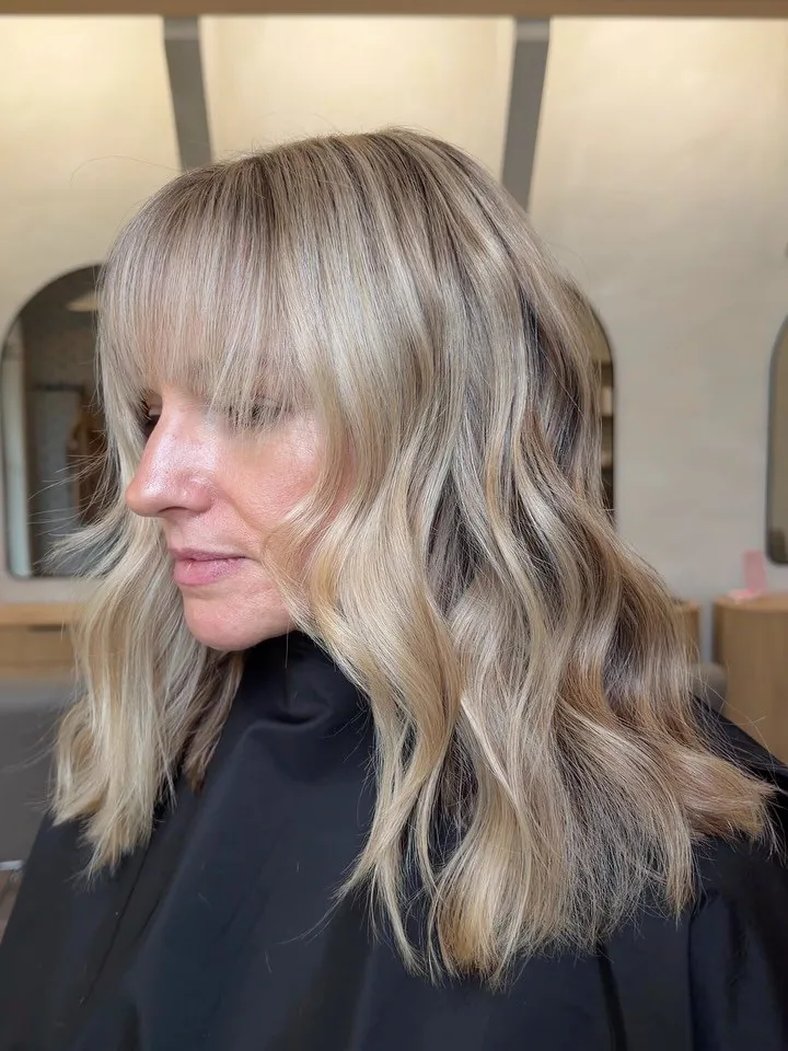Partial foil with a big chop and bangs