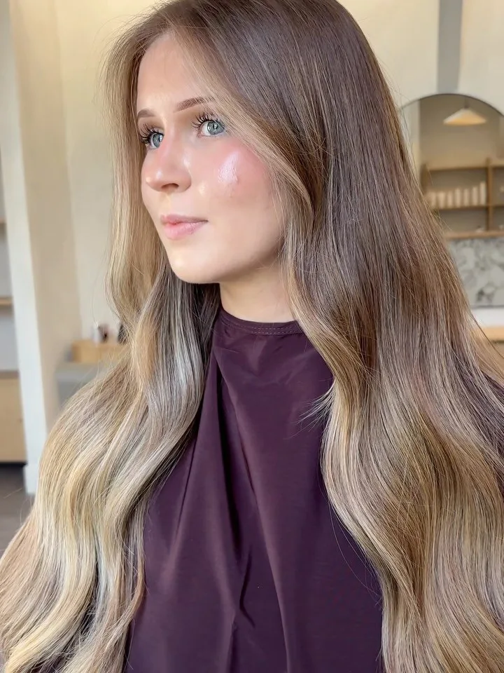Sun-kissed, lived-in brunette